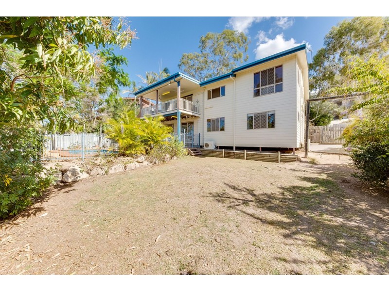 9 Dame Pattie Avenue, Clinton QLD 4680
