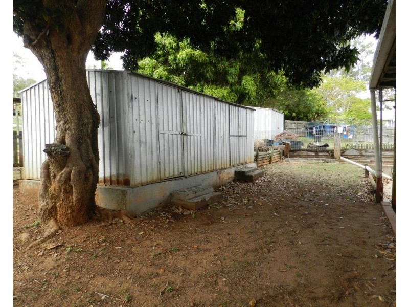 20 Charles Street, West Gladstone QLD 4680