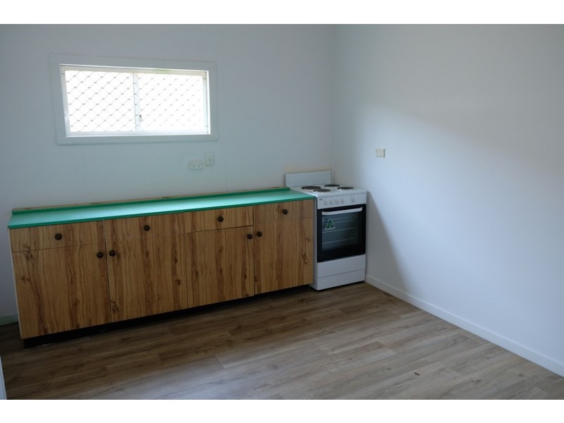 19 Dawson Road, West Gladstone QLD 4680