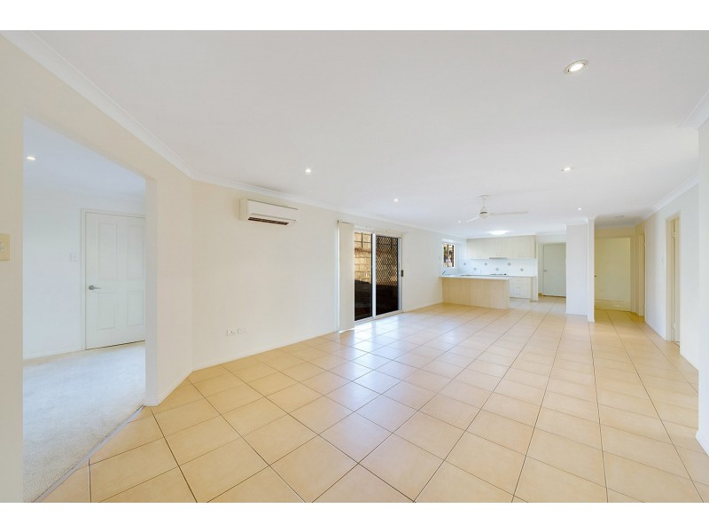 6 Moondarra Court, Clinton QLD 4680