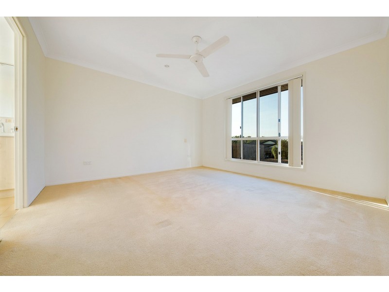 6 Moondarra Court, Clinton QLD 4680
