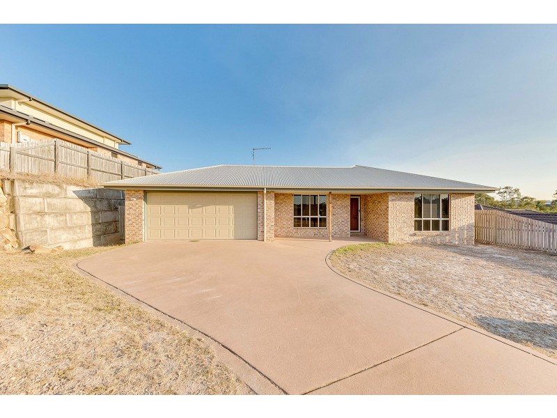 6 Moondarra Court, Clinton QLD 4680