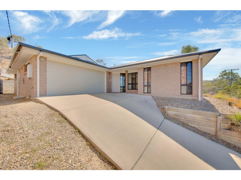 29 Agnes St, South Gladstone QLD 4680