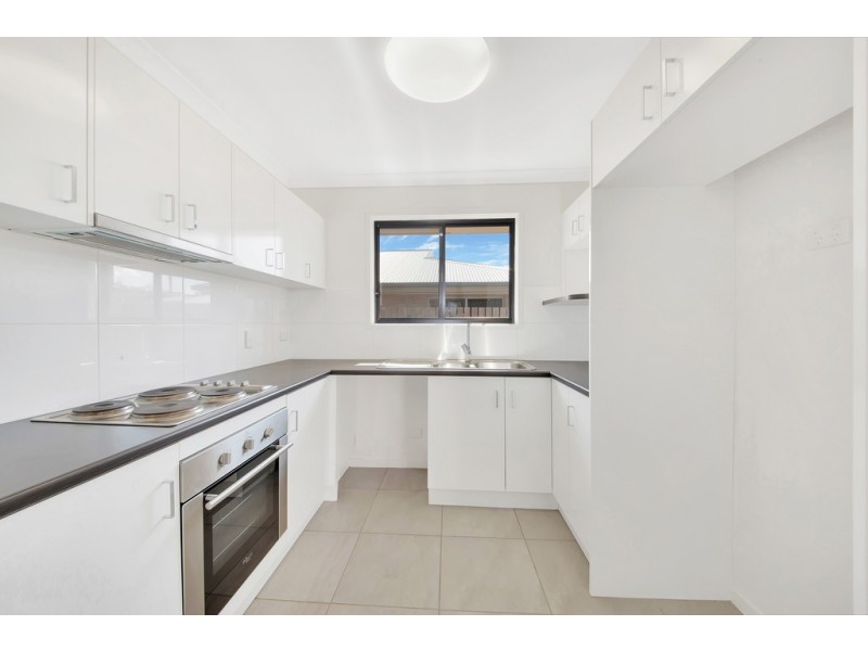 29 Agnes St, South Gladstone QLD 4680