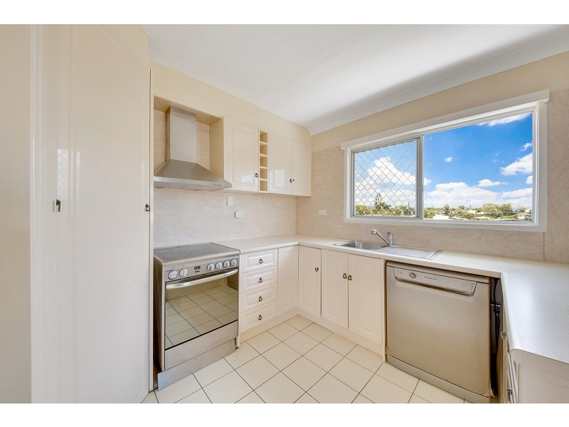 18 Schafer Street, Clinton QLD 4680