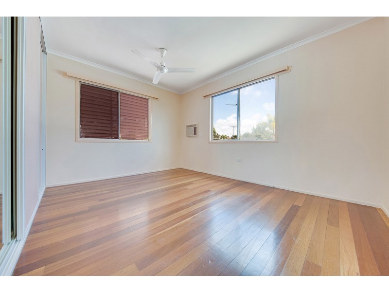 18 Schafer Street, Clinton QLD 4680