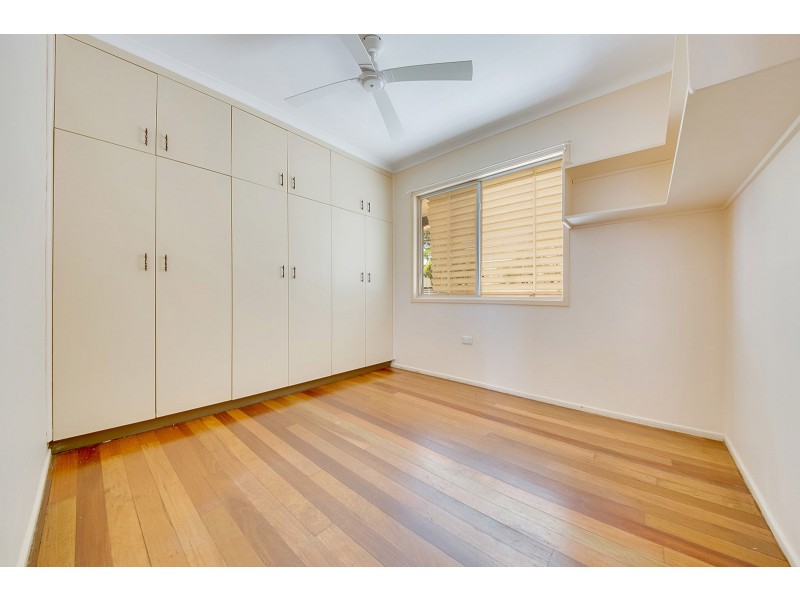 18 Schafer Street, Clinton QLD 4680