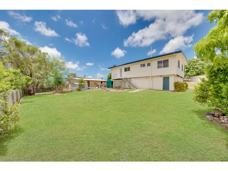 18 Schafer Street, Clinton QLD 4680