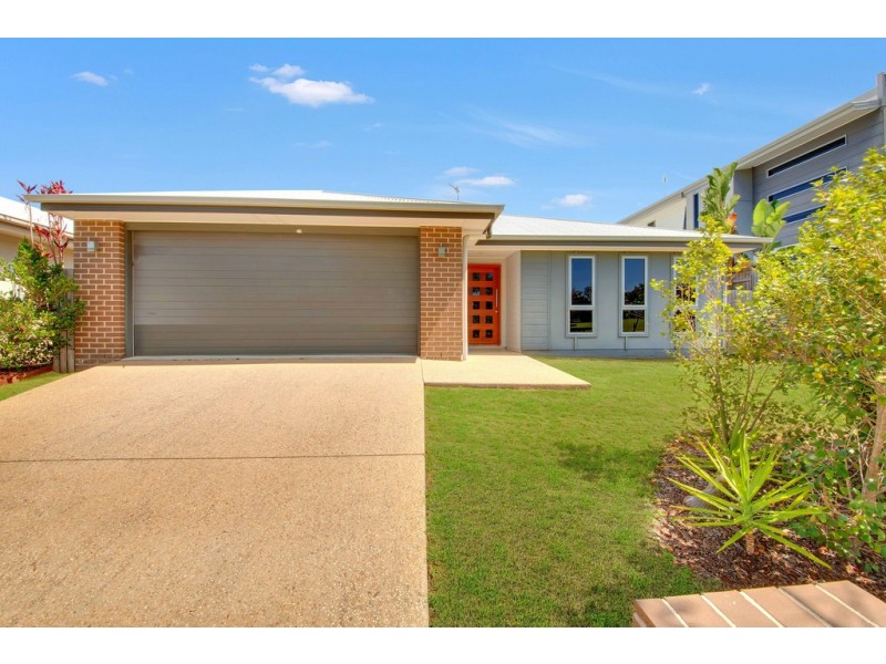 30 Daintree Boulevard, New Auckland QLD 4680