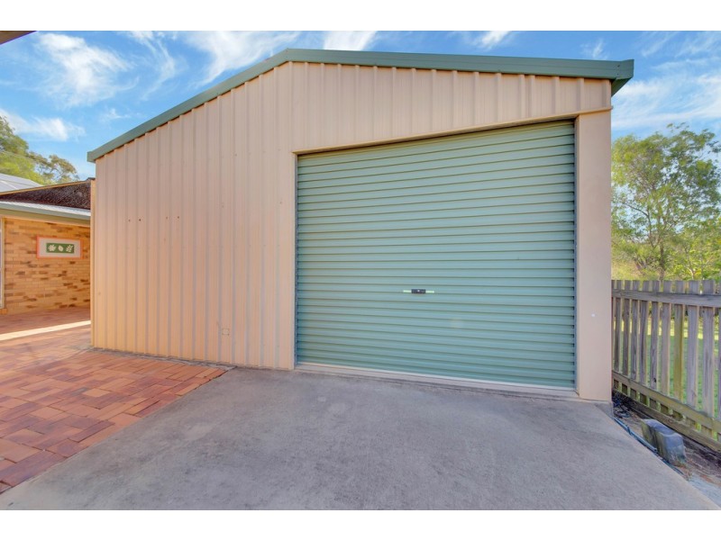 8 Kerry Court, New Auckland QLD 4680