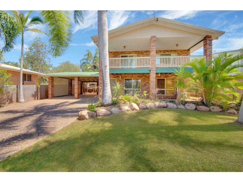 9 Fairway Avenue, Clinton QLD 4680