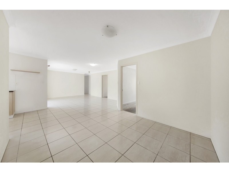 32 Dean Street, Glen Eden QLD 4680