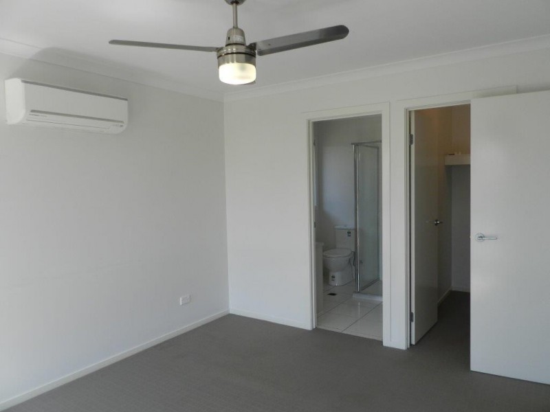 12 SEAGULL BOULEVARD, Kirkwood QLD 4680