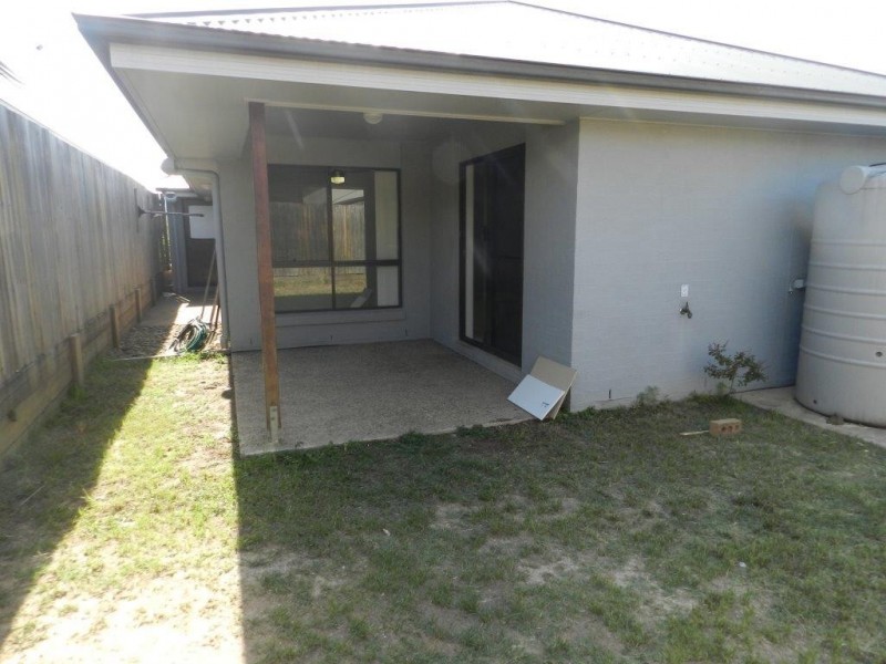 12 SEAGULL BOULEVARD, Kirkwood QLD 4680