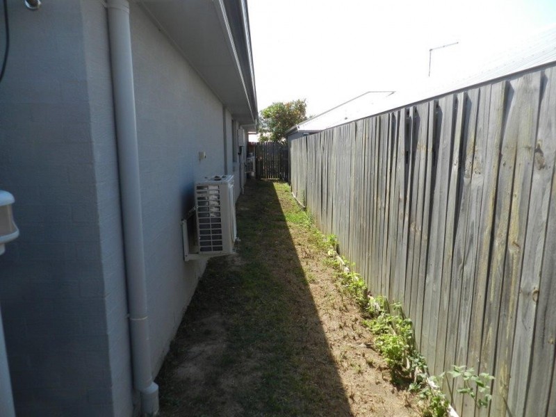 12 SEAGULL BOULEVARD, Kirkwood QLD 4680