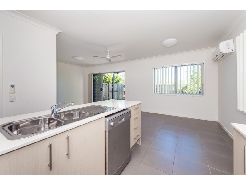 8/2 Beezley Street, Glen Eden QLD 4680