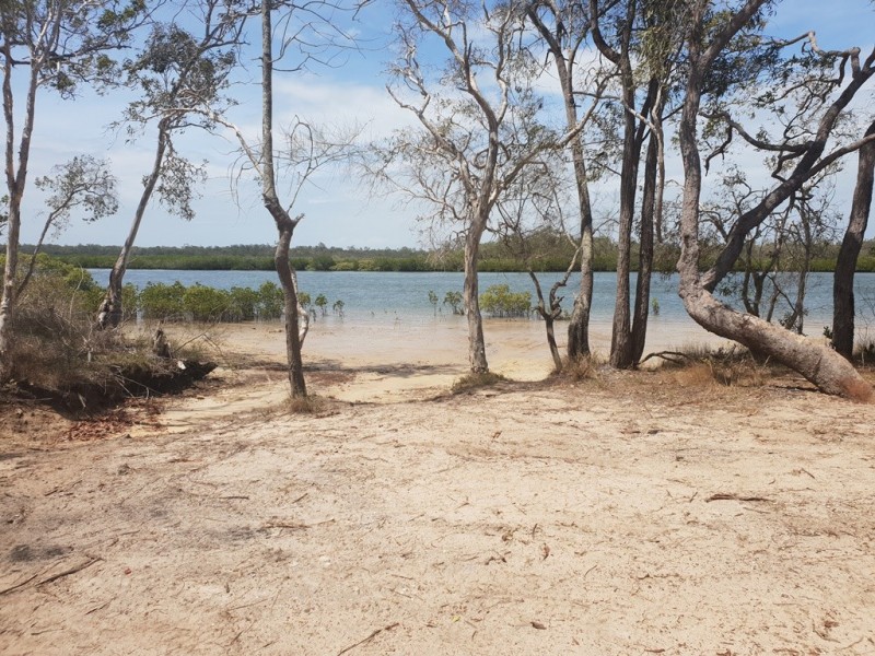 27 PLIMSOLL COURT, Tannum Sands QLD 4680