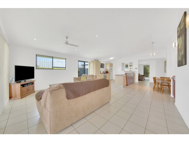 16 Clipper Terrace, South Gladstone QLD 4680