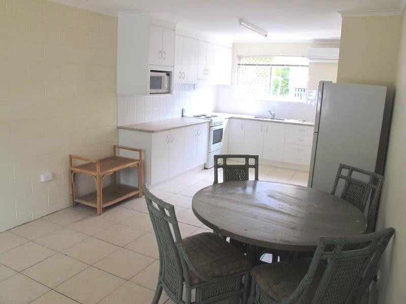 1/4 Mylne Street, West Gladstone QLD 4680