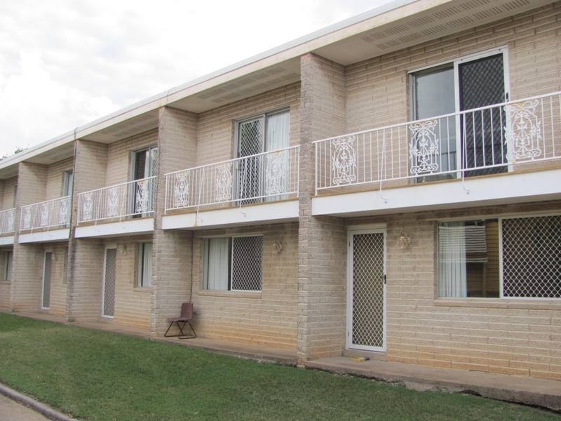 1/4 Mylne Street, West Gladstone QLD 4680