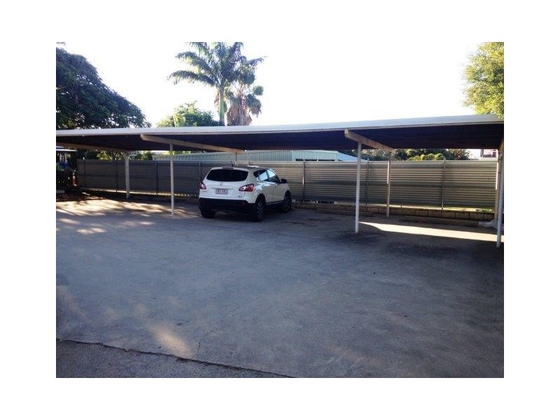 1/4 Mylne Street, West Gladstone QLD 4680