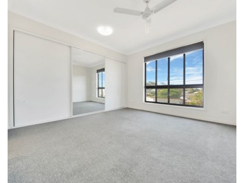 29 Agnes Street, South Gladstone QLD 4680