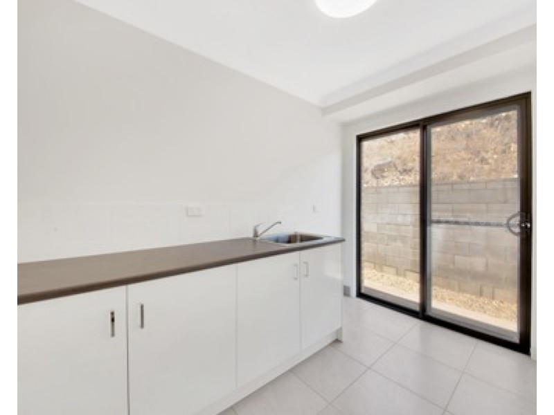 29 Agnes Street, South Gladstone QLD 4680