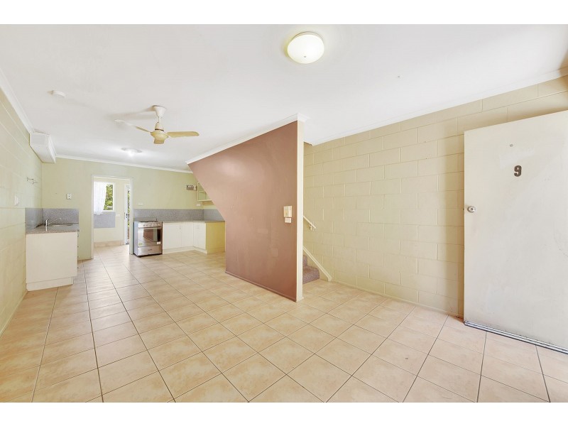 9/131 Toolooa Street, South Gladstone QLD 4680