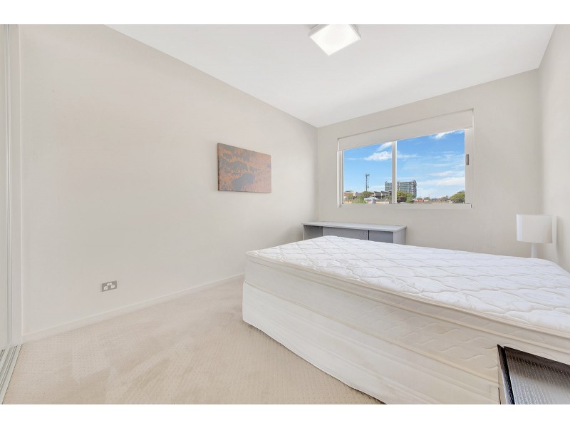 205/35 LORD STREET, Gladstone QLD 4680