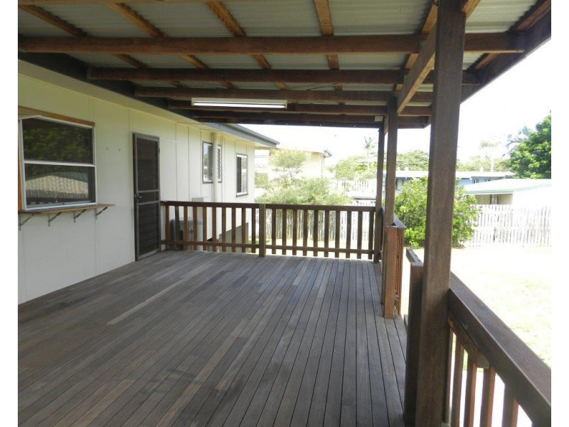 6 AERODROME ROAD, Clinton QLD 4680