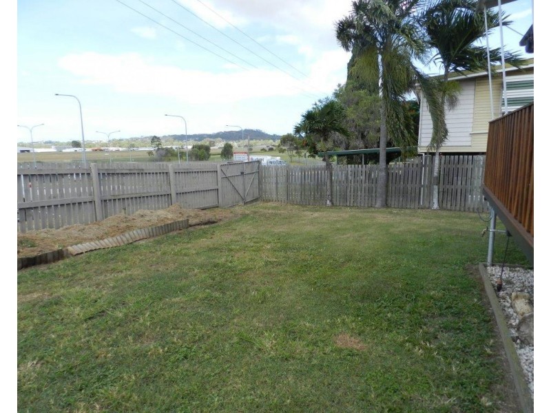 6 AERODROME ROAD, Clinton QLD 4680