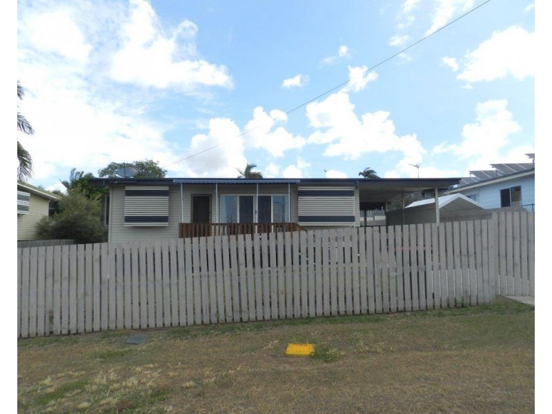 6 AERODROME ROAD, Clinton QLD 4680