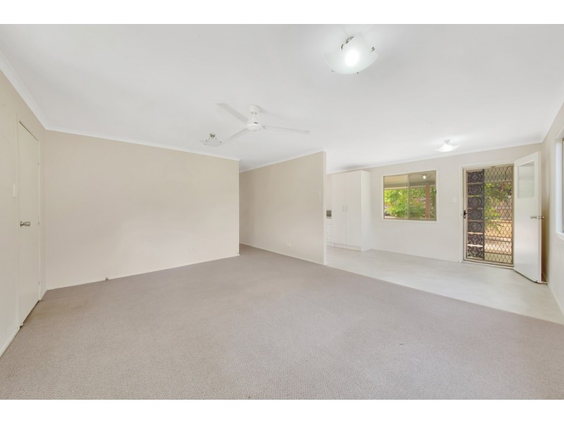 35 Sandpiper Avenue, New Auckland QLD 4680