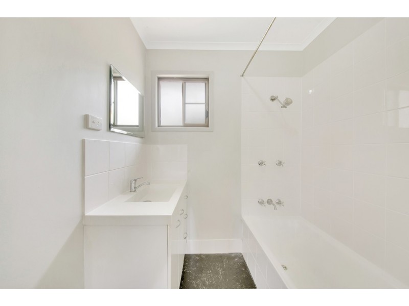35 Sandpiper Avenue, New Auckland QLD 4680
