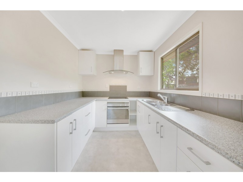 35 Sandpiper Avenue, New Auckland QLD 4680