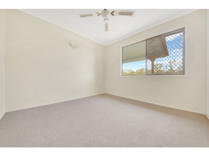 35 Sandpiper Avenue, New Auckland QLD 4680