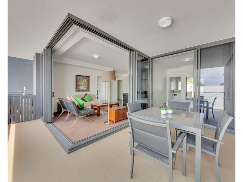 235/64 Glenlyon Street, Gladstone QLD 4680