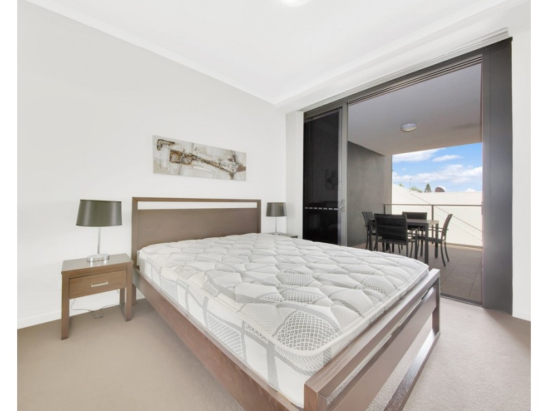 235/64 Glenlyon Street, Gladstone QLD 4680