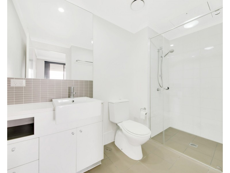 235/64 Glenlyon Street, Gladstone QLD 4680