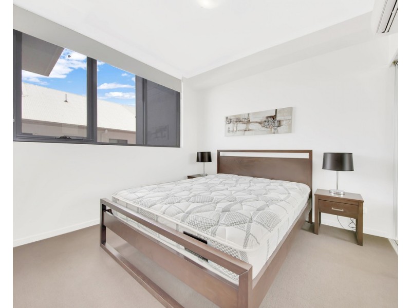235/64 Glenlyon Street, Gladstone QLD 4680