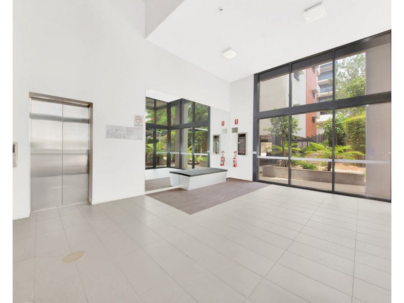235/64 Glenlyon Street, Gladstone QLD 4680