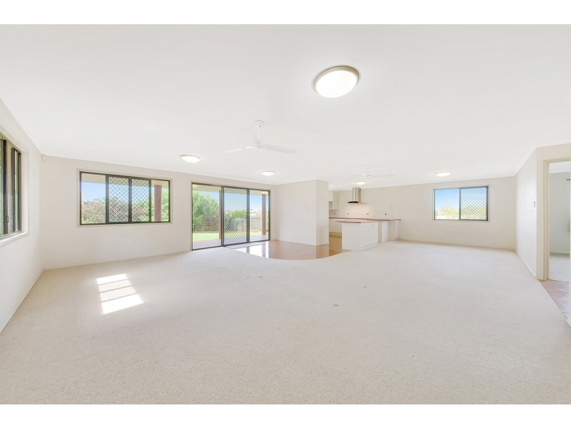 4 Watt Street, West Gladstone QLD 4680