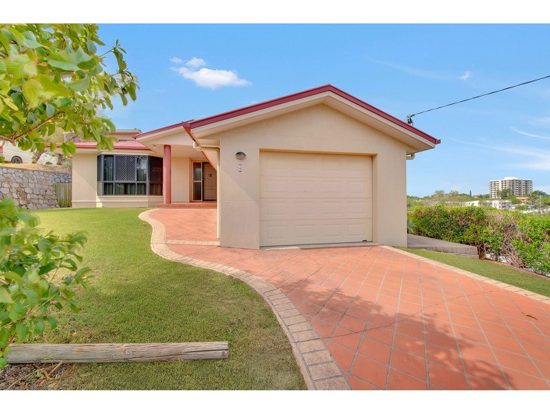 4 Watt Street, West Gladstone QLD 4680