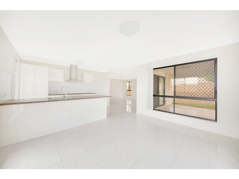 19 Cania Way, Clinton QLD 4680