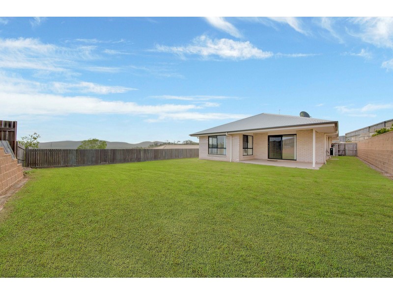 19 Cania Way, Clinton QLD 4680