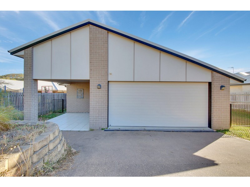 23 Larcom Rise, West Gladstone QLD 4680