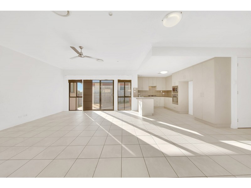 23 Larcom Rise, West Gladstone QLD 4680