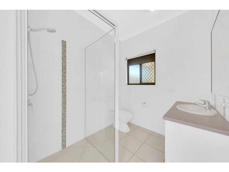 23 Larcom Rise, West Gladstone QLD 4680