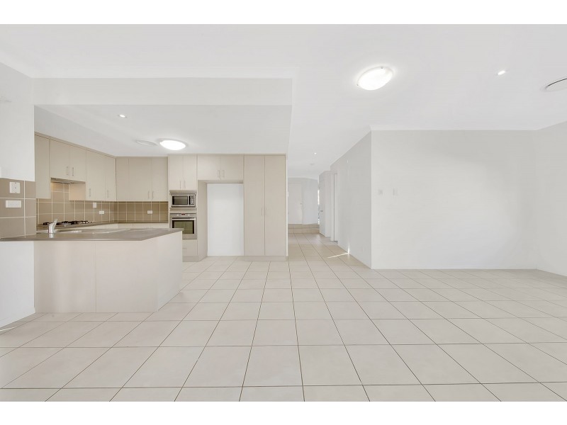 23 Larcom Rise, West Gladstone QLD 4680