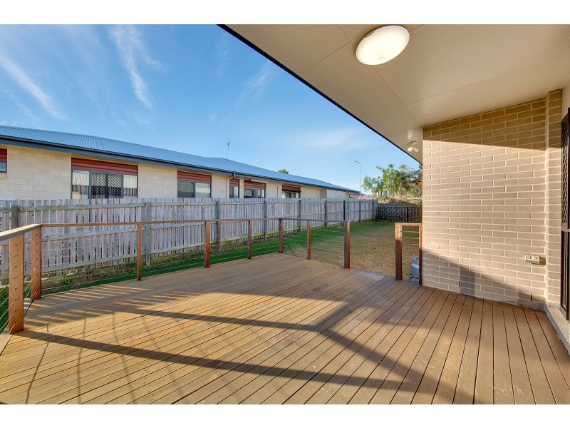 23 Larcom Rise, West Gladstone QLD 4680